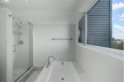 300 NW 8th Ave #902, Portland, OR 97209 - Photo 29