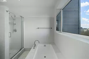 300 NW 8th Ave, Portland, OR 97209 - Photo 29