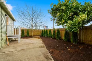 6221 SE 83rd Ave, Portland, OR 97266 - Photo 39
