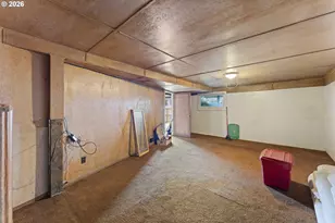 642 Clark St, North Bend, OR 97459 - Photo 25