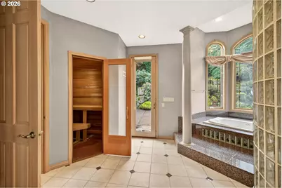 2480 Marylshire Ln, Lake Oswego, OR 97034 - Photo 29