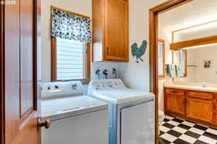 2845 Central, Eugene, OR 97403 - Photo 19