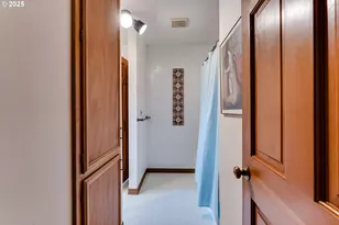 2845 Central, Eugene, OR 97403 - Photo 41