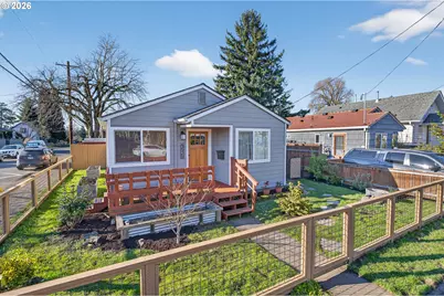 3929 SE 71st Ave, Portland, OR 97206 - Photo 1