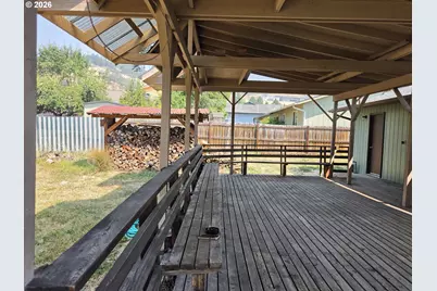 2194 NW Watters St, Roseburg, OR 97471 - Photo 23