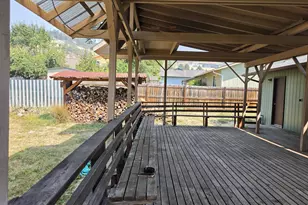 2194 NW Watters St, Roseburg, OR 97471 - Photo 23