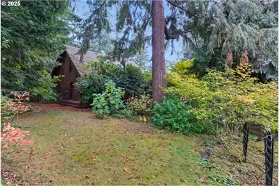 8023 SW 31st Ave, Portland, OR 97219 - Photo 43
