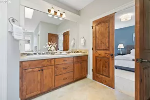 1347 NW 114th Ave, Portland, OR 97229 - Photo 23