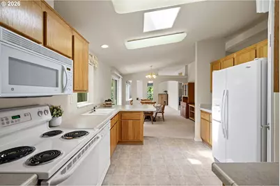3220 Crescent Ave #18, Eugene, OR 97408 - Photo 17