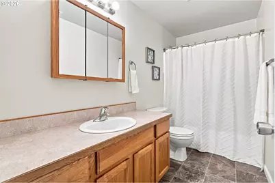 25234 Tyro Ave, Veneta, OR 97487 - Photo 23