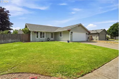 25234 Tyro Ave, Veneta, OR 97487 - Photo 3