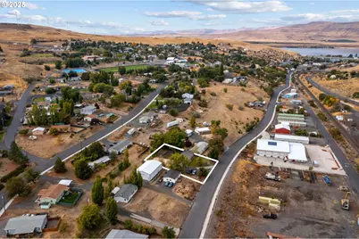 1555 Cottonwood St, Arlington, OR 97812 - Photo 45