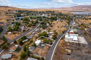 1555 Cottonwood St, Arlington, OR 97812 - Photo 45