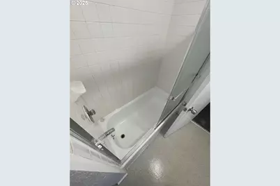 2448 SE 117th Ave, Portland, OR 97216 - Photo 31