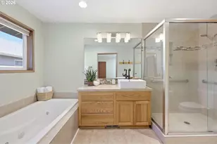 12431 NE Knott St, Portland, OR 97230 - Photo 19