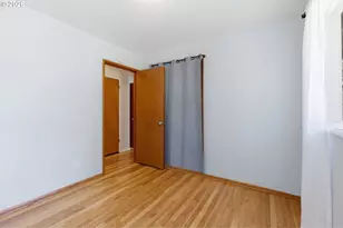 12431 NE Knott St, Portland, OR 97230 - Photo 23