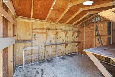 12431 NE Knott St, Portland, OR 97230 - Photo 33