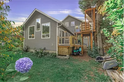 350 Combs Cir, Yachats, OR 97498 - Photo 9