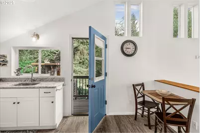 350 Combs Cir, Yachats, OR 97498 - Photo 29