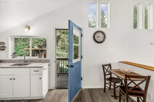 350 Combs Cir, Yachats, OR 97498 - Photo 29