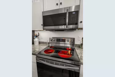 350 Combs Cir, Yachats, OR 97498 - Photo 17