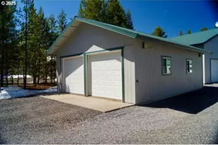 124316 Teatable Ct, Crescent Lake, OR 97733 - Photo 13