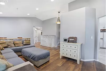 1302 Cherry St, Vernonia, OR 97064 - Photo 11