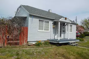 104 SW 6th Ave, Milton-Freewater, OR 97862 - Photo 5