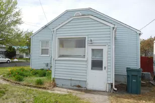 104 SW 6th Ave, Milton-Freewater, OR 97862 - Photo 3