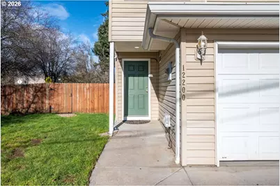 12200 NE 39th St, Vancouver, WA 98682 - Photo 3