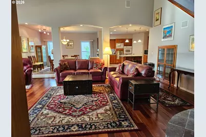 2565 Thrush Ct, Redmond, OR 97756 - Photo 7
