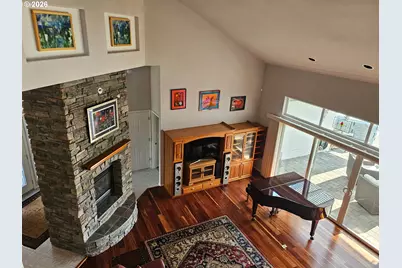 2565 Thrush Ct, Redmond, OR 97756 - Photo 5