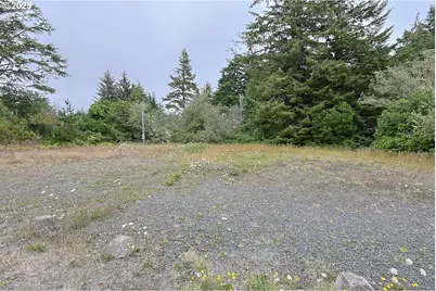 63817 Wallace Rd, Coos Bay, OR 97420 - Photo 7