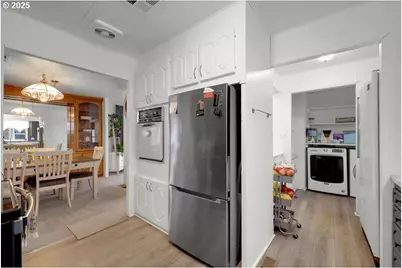 1800 Lakewood Ct, Eugene, OR 97402 - Photo 21