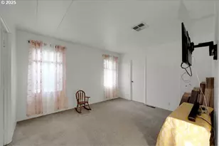 1800 Lakewood Ct, Eugene, OR 97402 - Photo 25