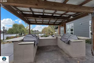 1800 Lakewood Ct, Eugene, OR 97402 - Photo 37