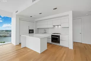 1075 NW Northrup St, Portland, OR 97209 - Photo 9