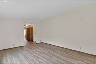 2520 S Crestline Dr, Waldport, OR 97394 - Photo 13