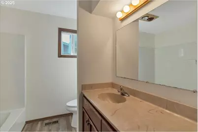 2520 S Crestline Dr, Waldport, OR 97394 - Photo 27