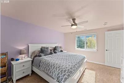 890 SE Thompson Ave, Winston, OR 97496 - Photo 19