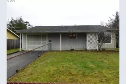 1990 Willow St, Florence, OR 97439 - Photo 1