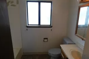 1990 Willow St, Florence, OR 97439 - Photo 9