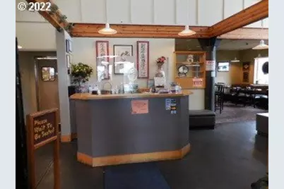 1206 9th Ave, Albany, OR 97322 - Photo 3