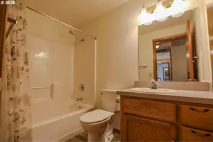 117 NW Romayo Ct, Winston, OR 97496 - Photo 23