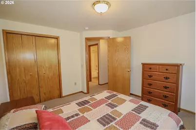 117 NW Romayo Ct, Winston, OR 97496 - Photo 25