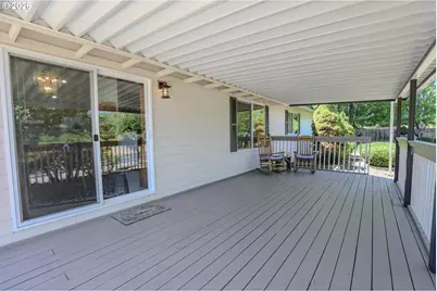 117 NW Romayo Ct, Winston, OR 97496 - Photo 37