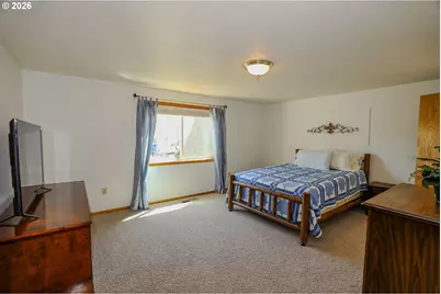 117 NW Romayo Ct, Winston, OR 97496 - Photo 33