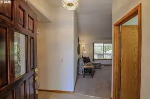 117 NW Romayo Ct, Winston, OR 97496 - Photo 5