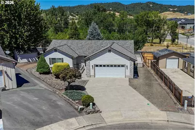 117 NW Romayo Ct, Winston, OR 97496 - Photo 43
