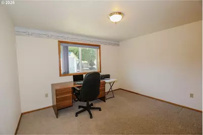117 NW Romayo Ct, Winston, OR 97496 - Photo 29